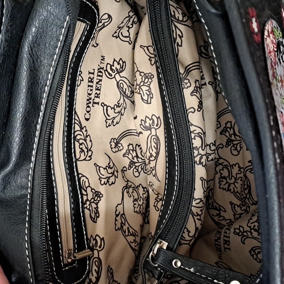 Sugar Skull Purse - Picture 4 of 5